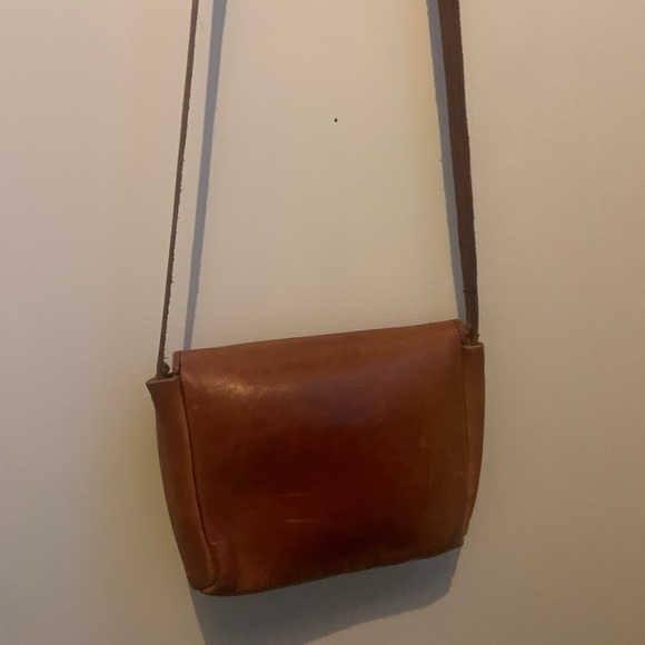 Vintage, warm brown leather crossbody bag in XS - Picture 9 of 10